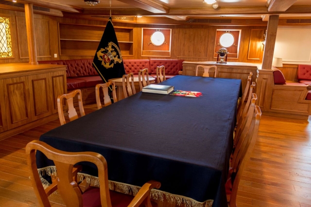 Camara Almirante 3
